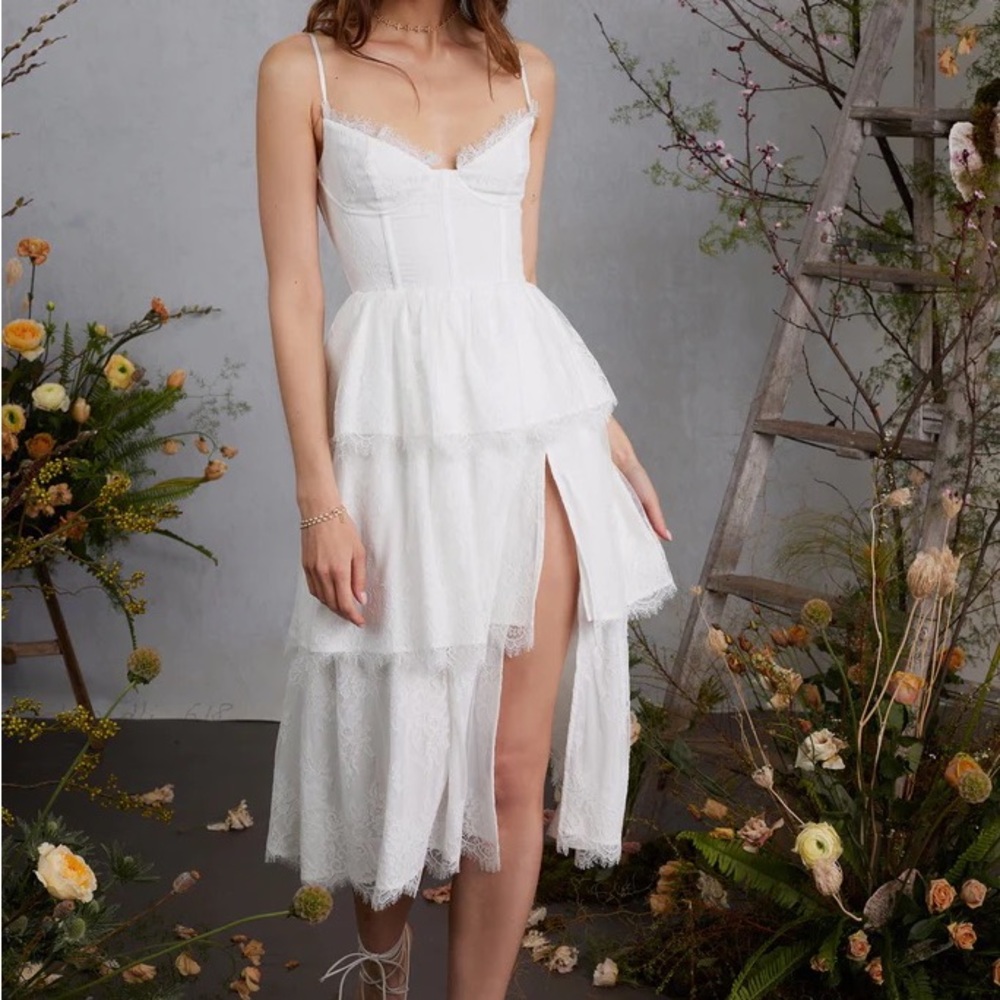 V Chapman Mia Dress White Lace 00